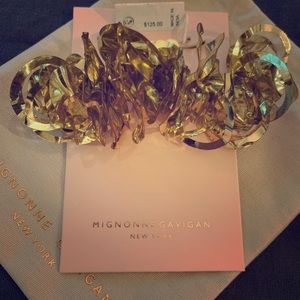 Mignonne Gavigan Lola Hoops